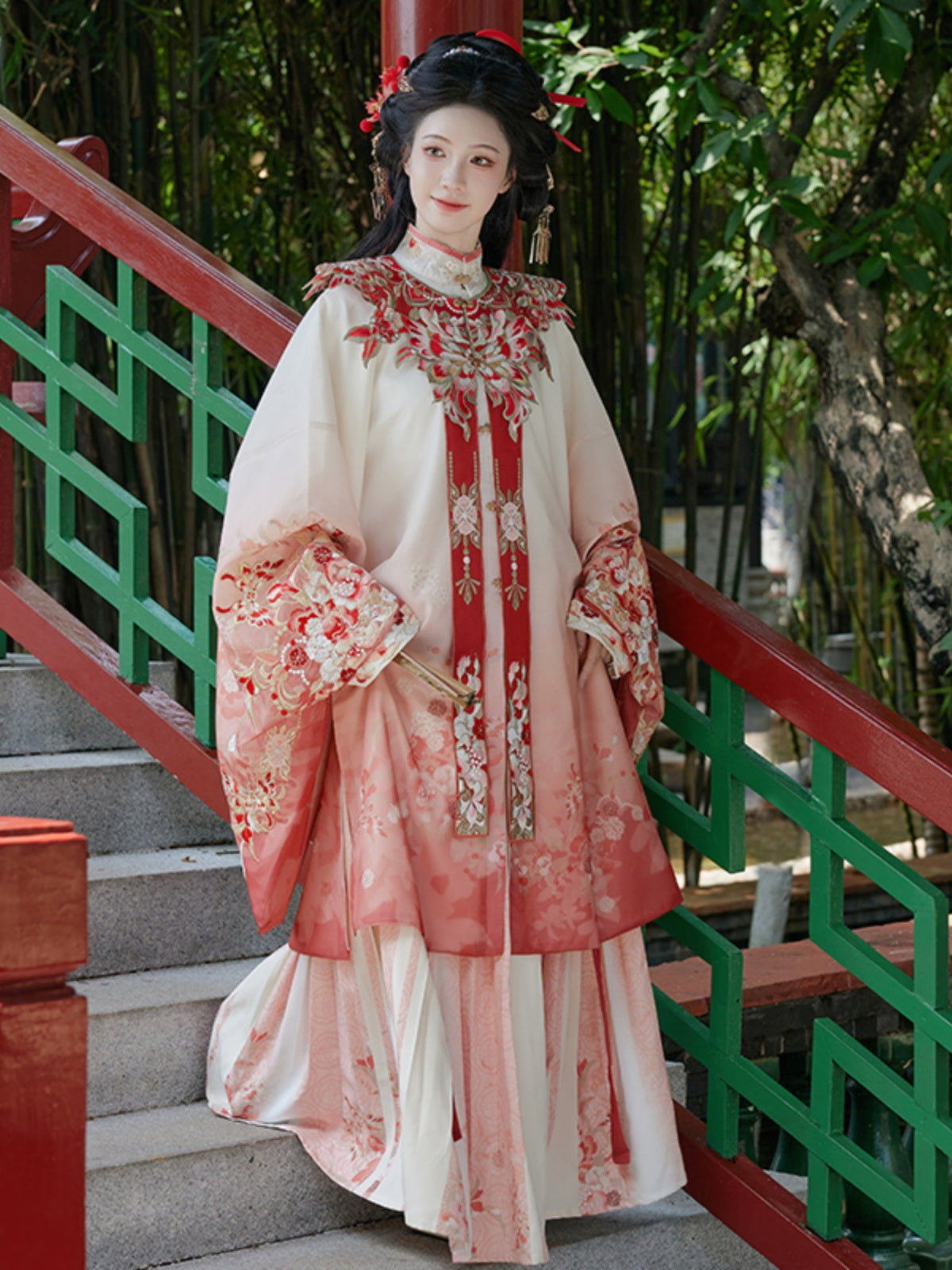 Thousand Dreams 千川一梦 - Cloud Collar & Pleated Skirt Ming Dynasty Hanfu Set