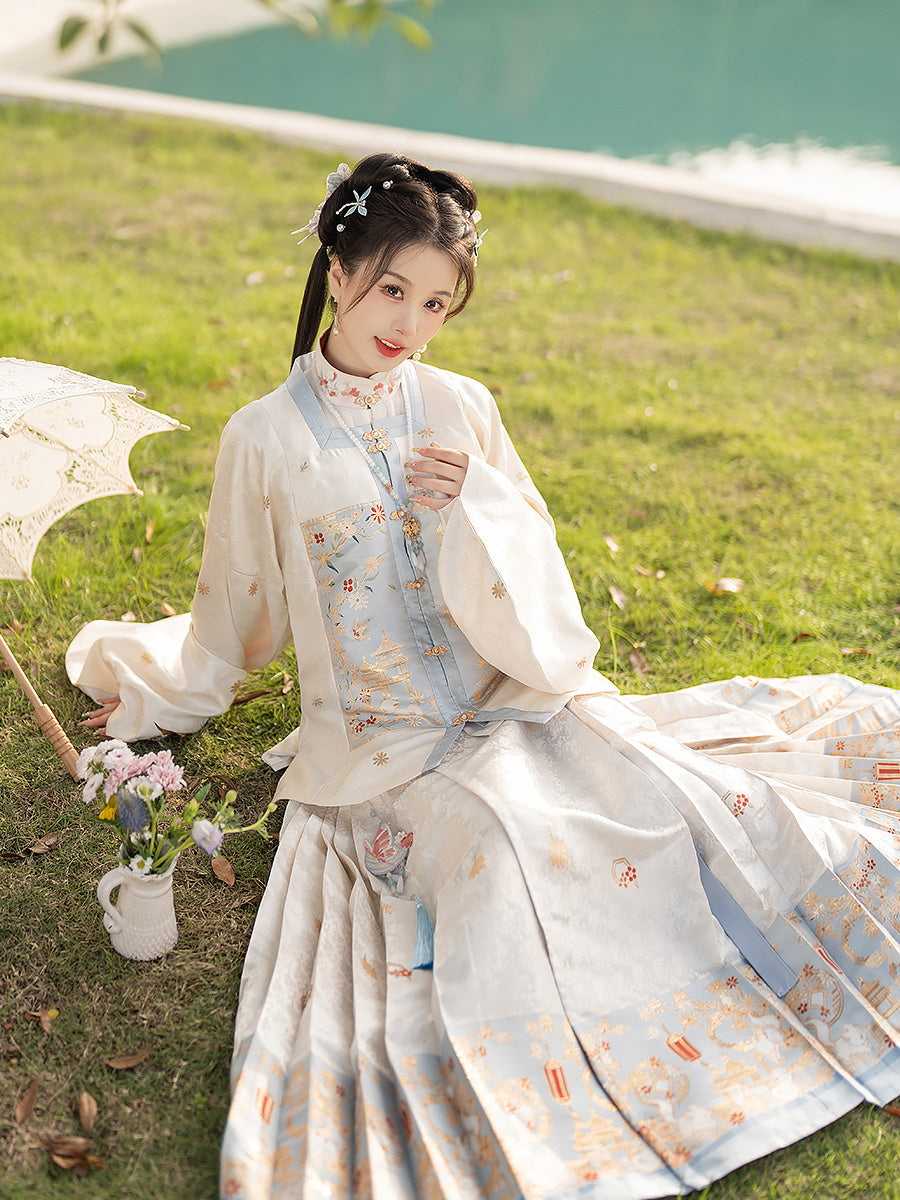White Moon Pavilion 白月亭 - Pipa Sleeve Top & Mamianqun Ming Dynasty Hanfu Set