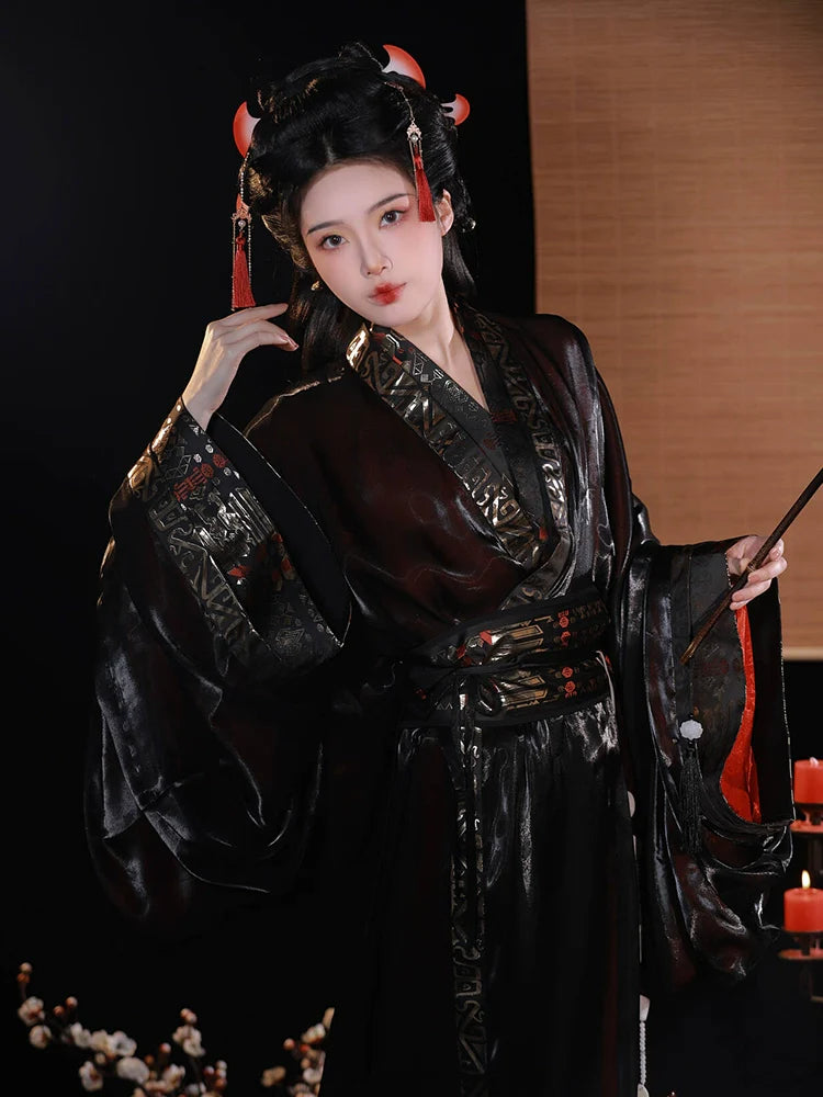 Myth - Warring States and Han Dynasty Straight Hem Robe