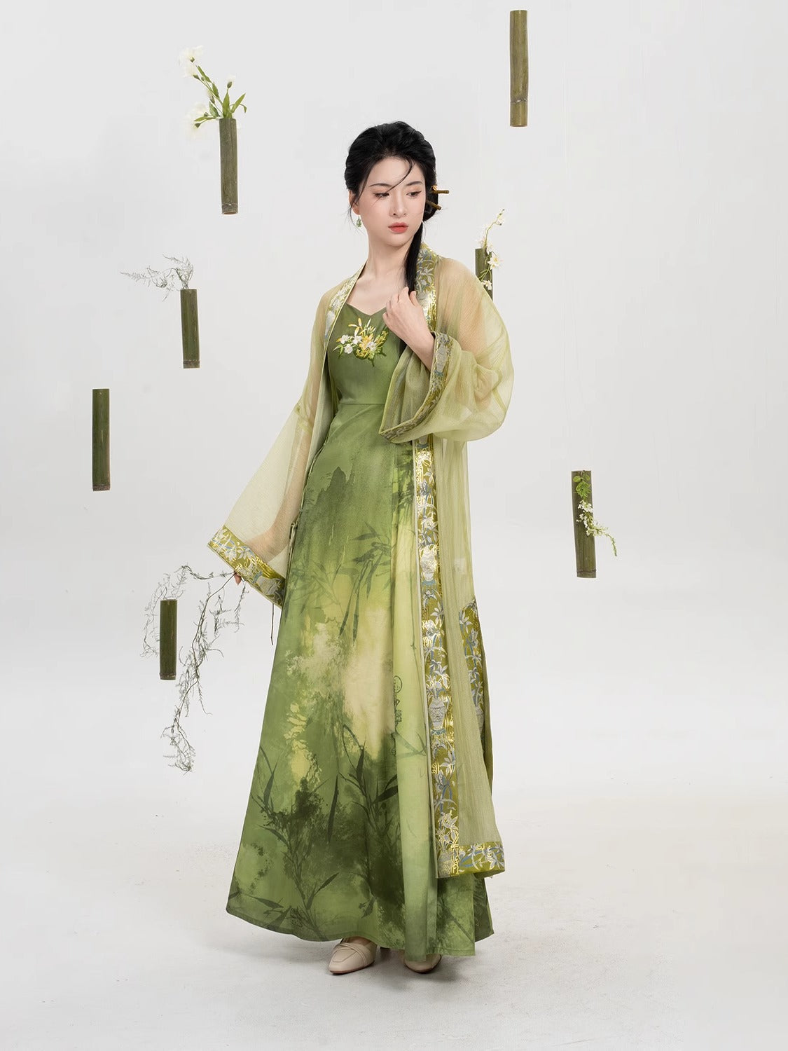 Qinzhu 沁竹 - New Chinese Style Song Dynasty Hanfu (Preorder)