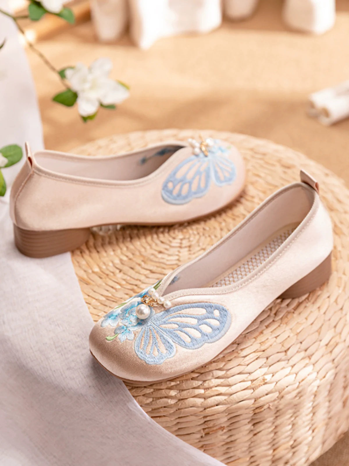 Lydia - Embroidered Qipao Shoes