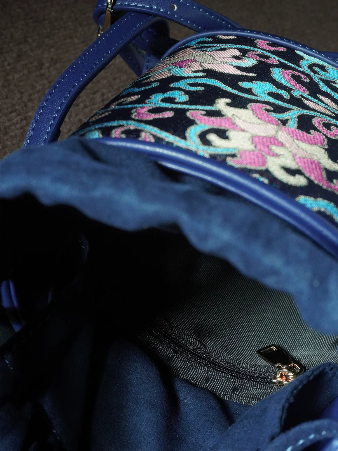 Lady Yang Sapphire Bucket Bag for Women