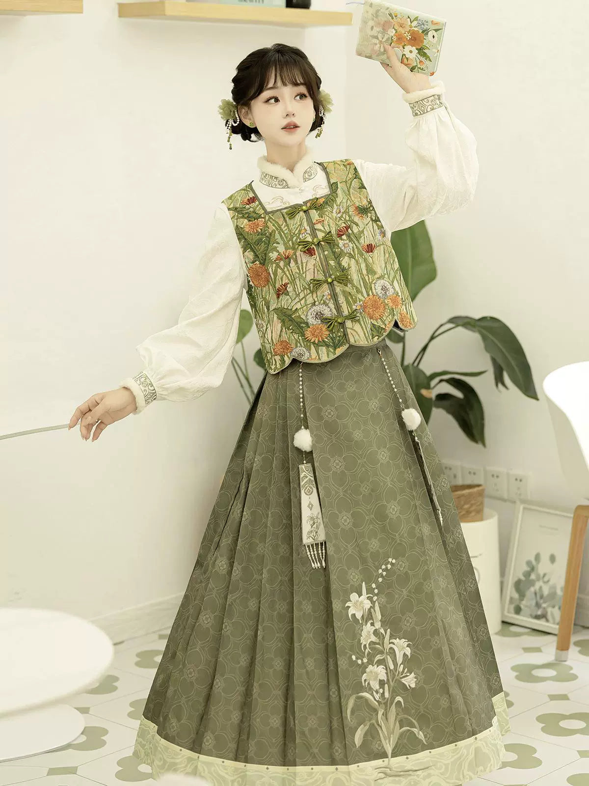 Ming Dynasty Modern Hanfu, The Wizard of Oz 绿野仙踪 (Preorder)