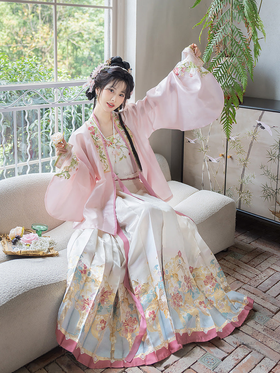 Bogu Taohua 博古桃花 - Cross Collar Top & Mamianqun Ming Dynasty Hanfu Set