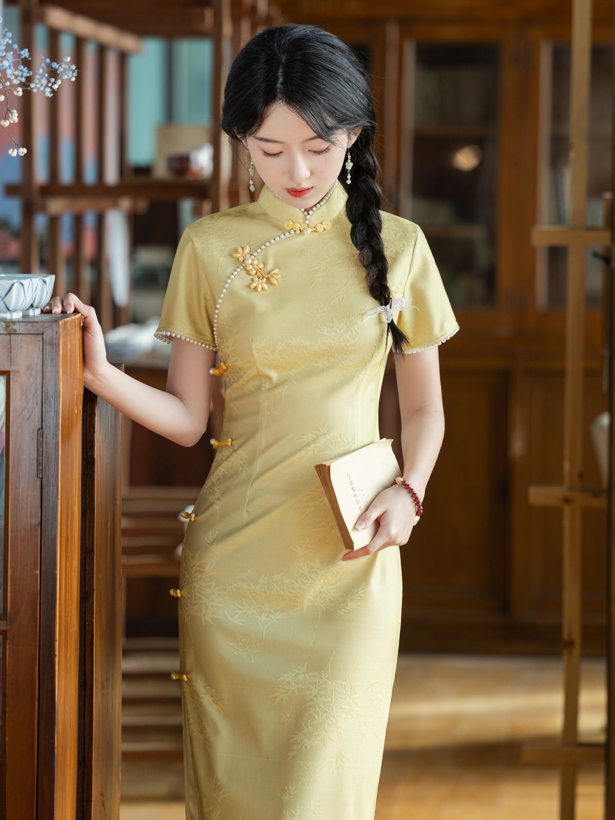 Fusu 扶苏 - Short Sleeve Vintage Yellow Midi Cheongsam