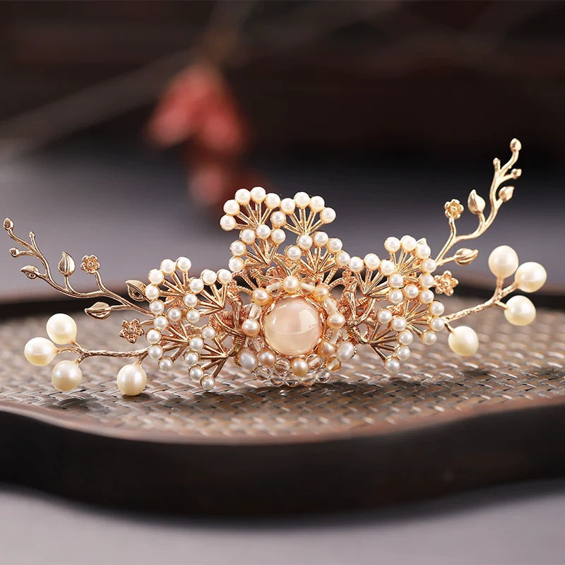 Crown: Moon Shadow