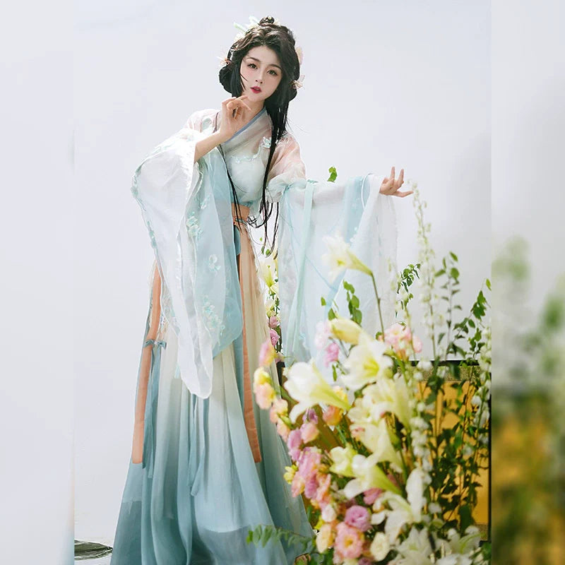 Pear Blossom Fall - Wei Jin Fairy Style Qiyao Ruqun