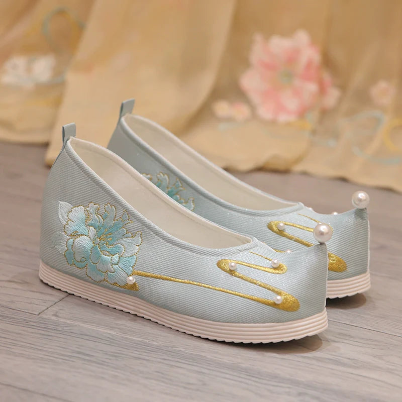 April – Embroidered Chinese Hanfu Shoes