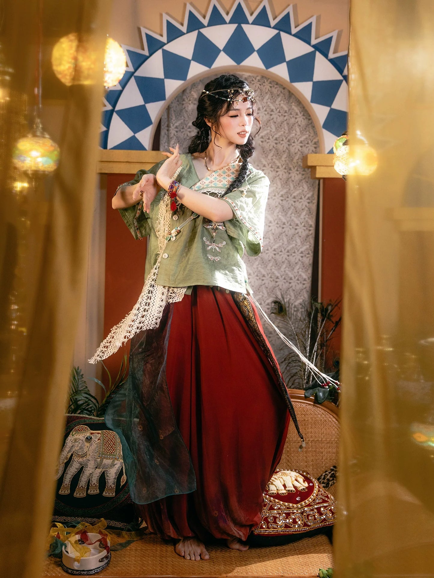 Linglu Sanskrit 菱路梵音 - Modern Dunhuang Inspired Hanfu Outfit for Summer (Preorder)