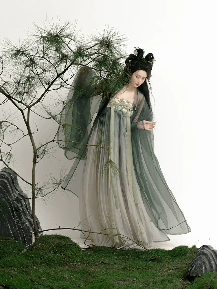 Mountain Mist 山雾 - Tang Dynasty Style Qixiong Ruqun