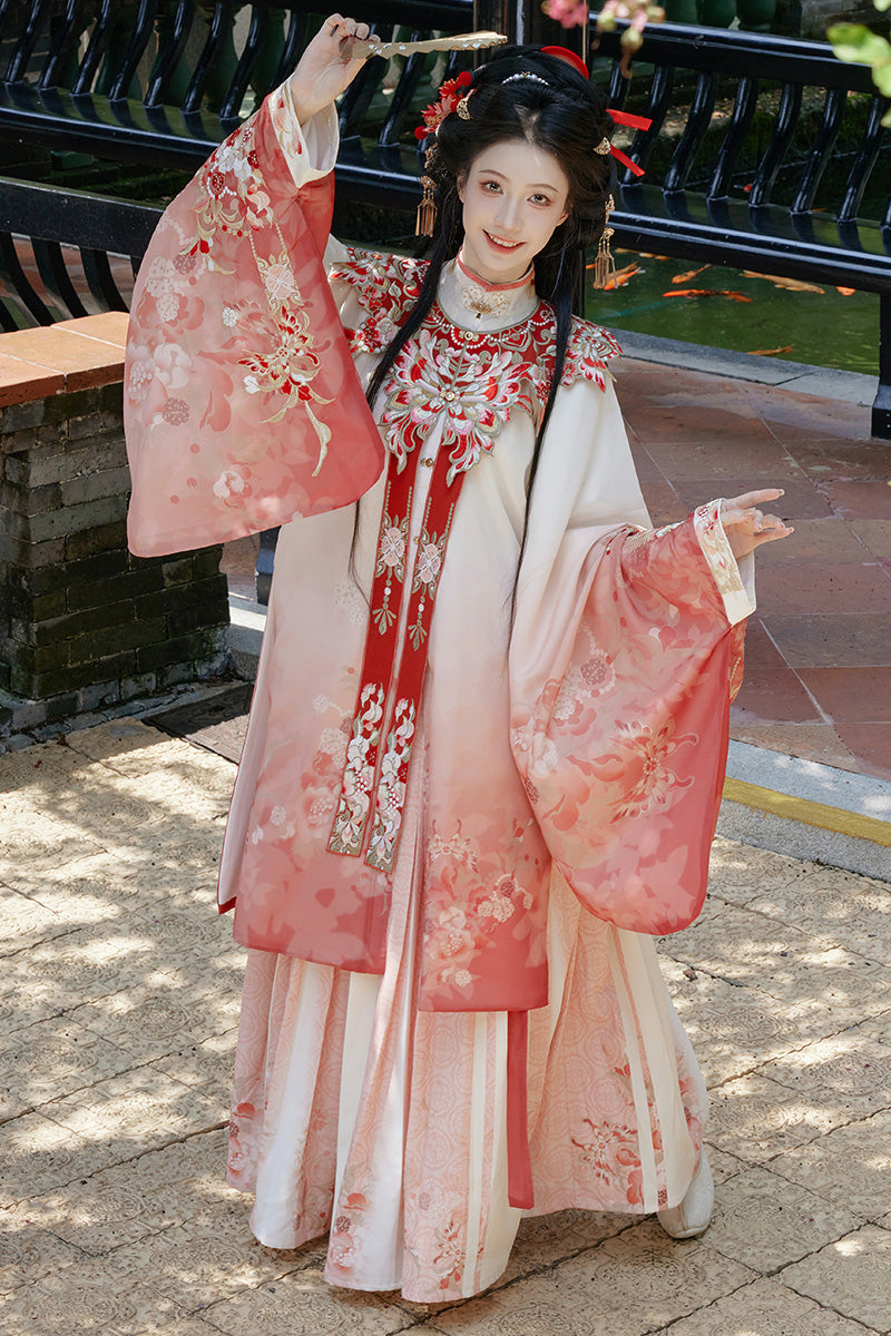 Thousand Dreams 千川一梦 - Cloud Collar & Pleated Skirt Ming Dynasty Hanfu Set