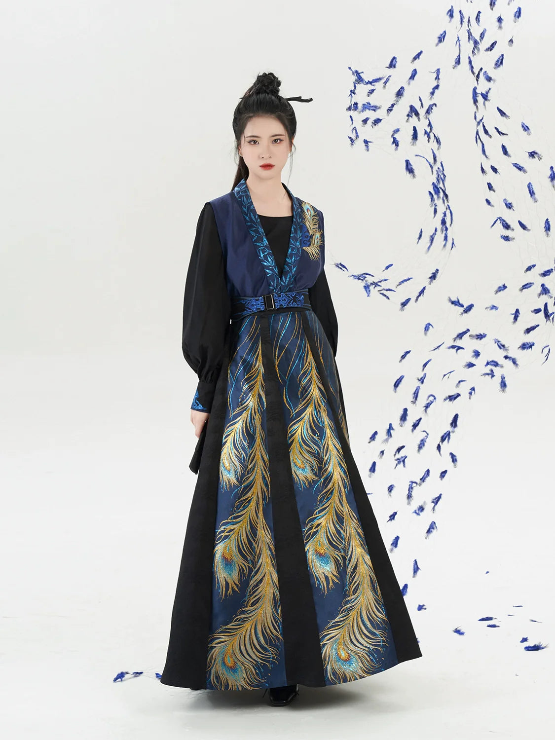 Tang Dynasty JX3 Inspired Modern Hanfu, Yinzhu 飒翎银竹 (Preorder)