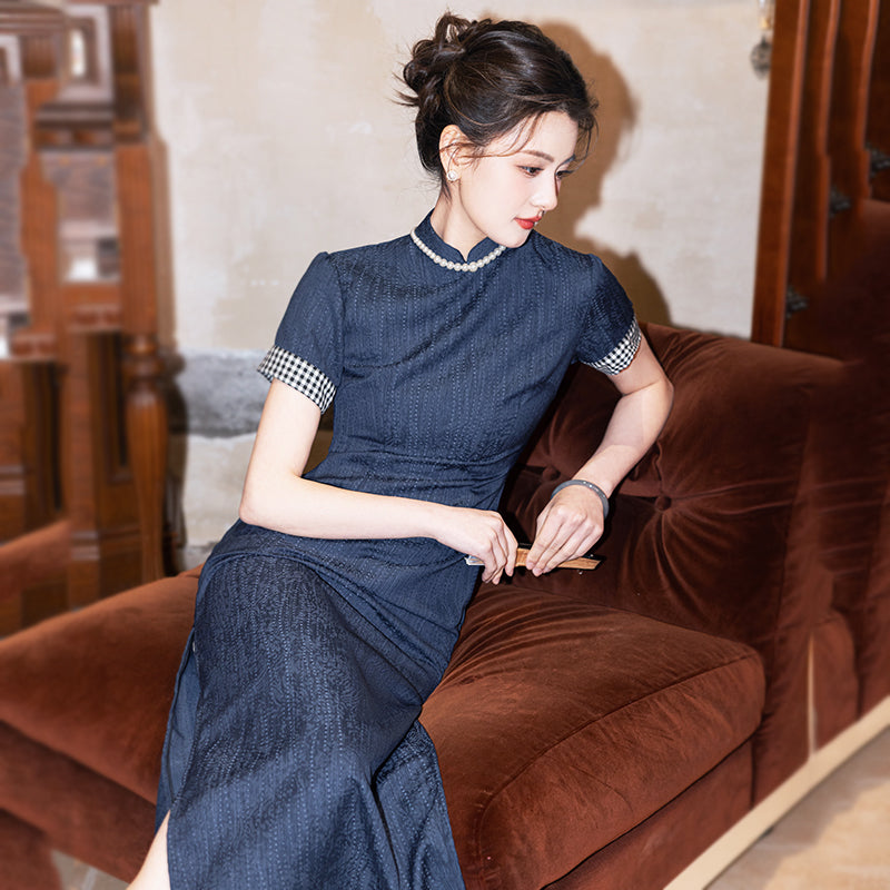 Qingshan Dai 青山黛 - Short Sleeve Midi Blue Cheongsam