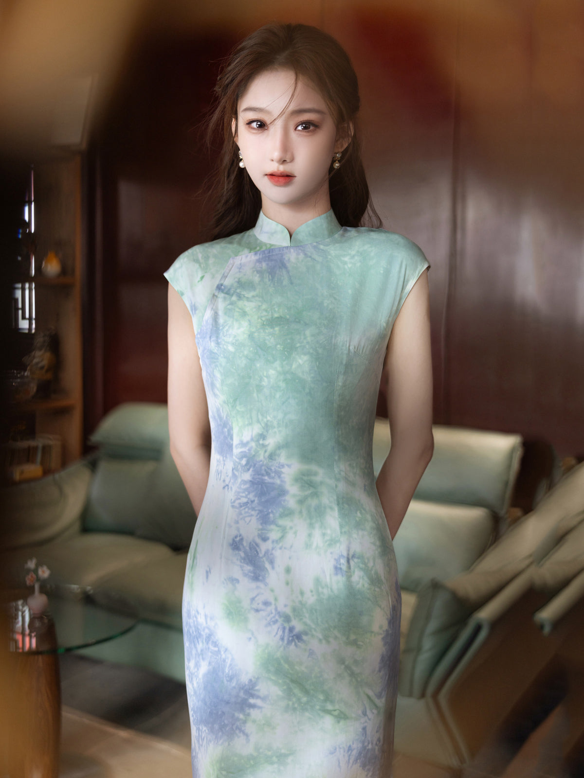 Tiffany - Sleeveless Sky Blue Cheongsam