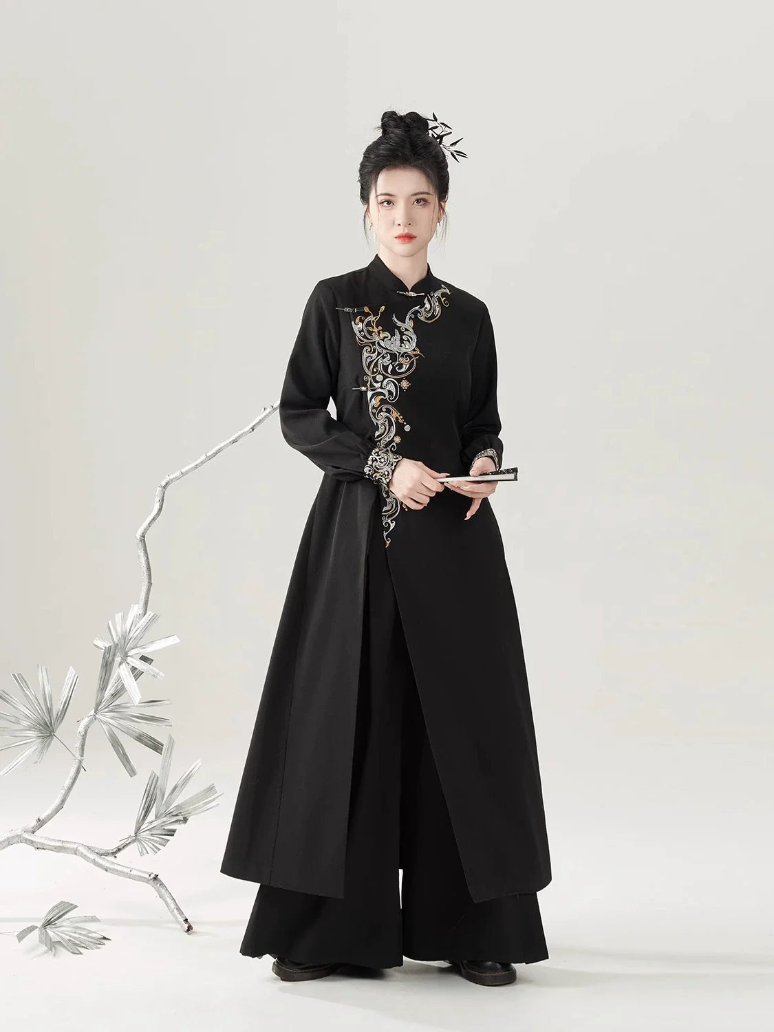 Song Dynasty, Modern Hanfu, Gold and Silver 金银 (Preorder)