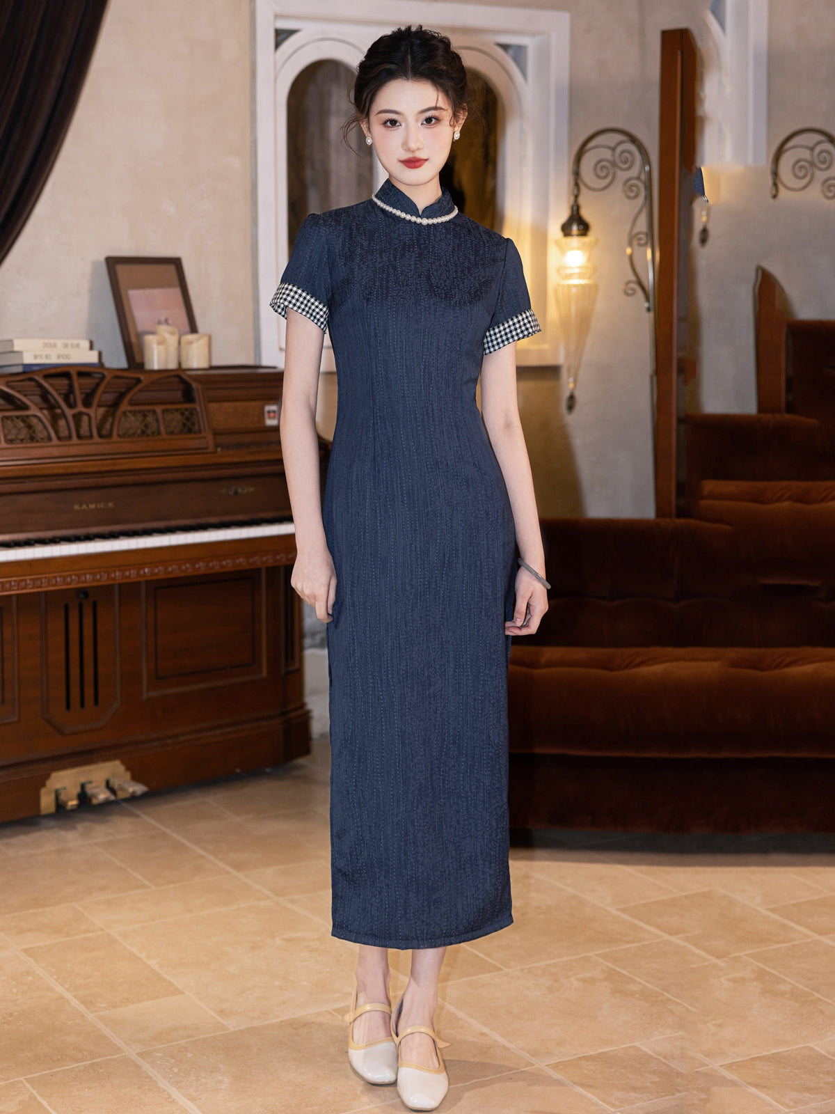 Qingshan Dai 青山黛 - Short Sleeve Midi Blue Cheongsam
