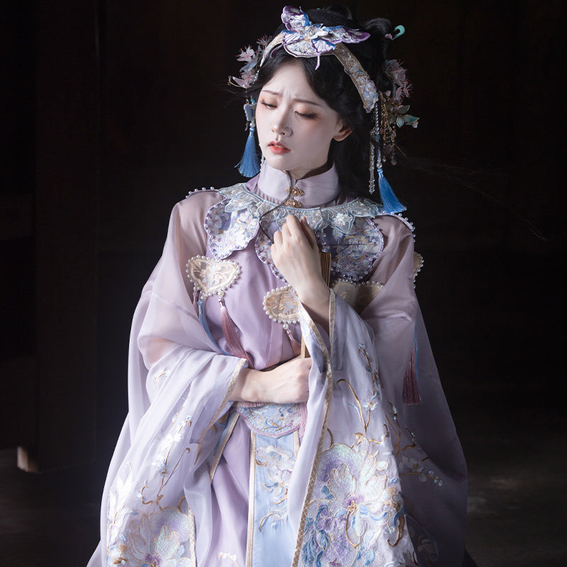 Lady Yu 虞姬 - Opera Style & Mamianqun Ming Dynasty Hanfu Set (Preorder)