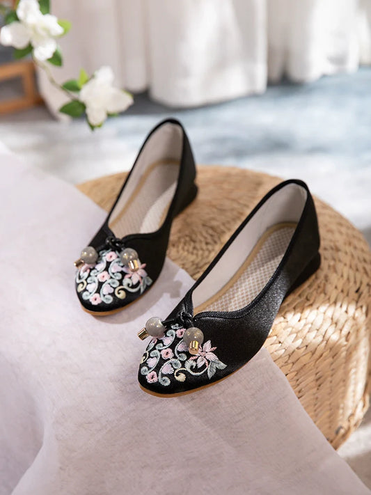 Ellie - Embroidered Cheongsam Shoes