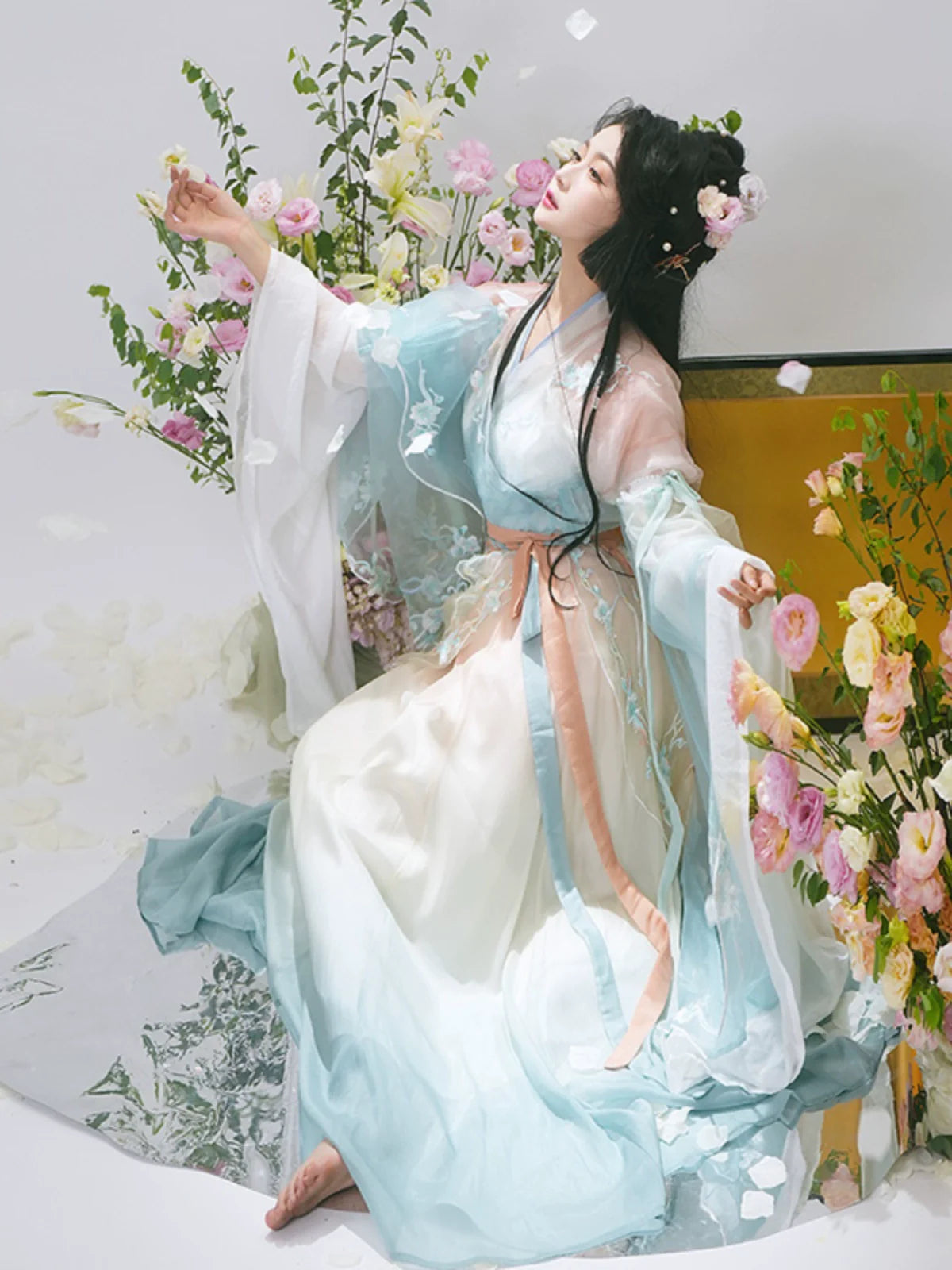 Pear Blossom Fall - Wei Jin Fairy Style Qiyao Ruqun