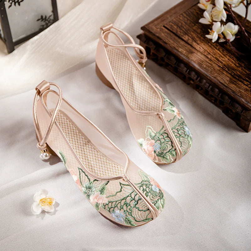 Charlotte - Embroidered Sheer Chinese Style Shoes