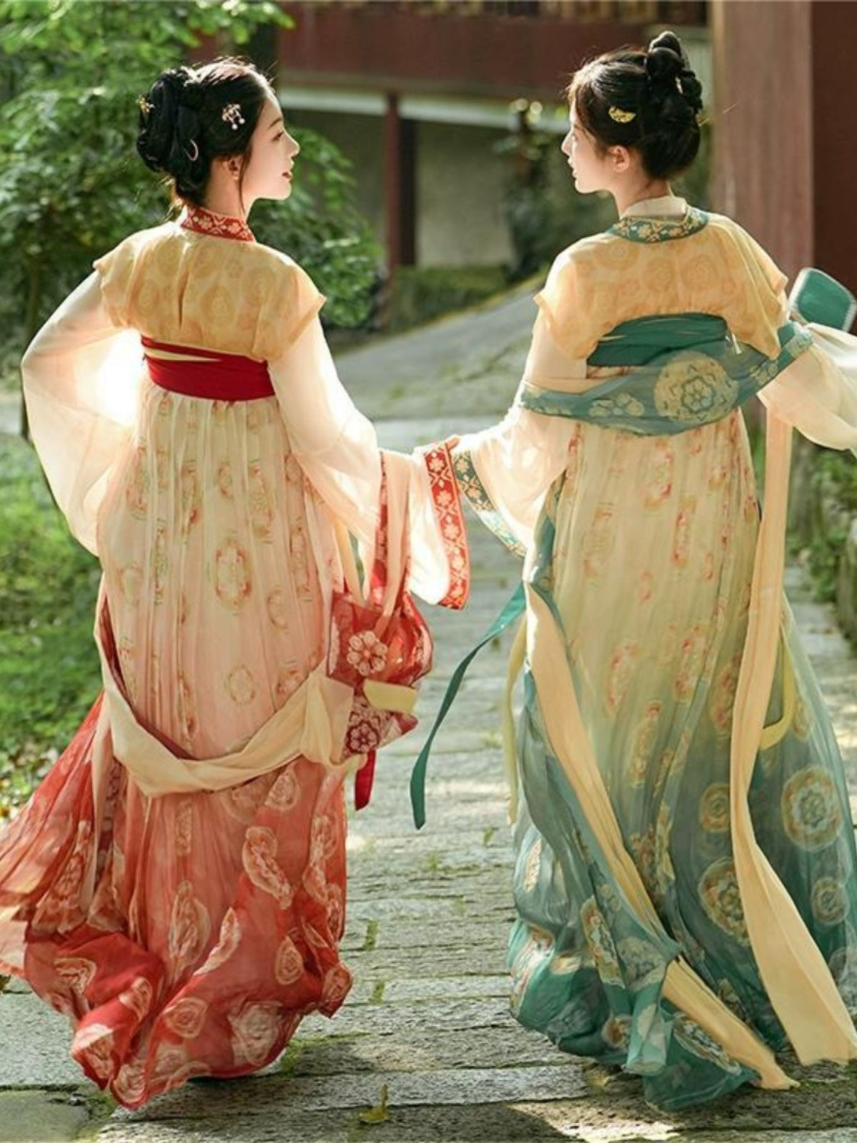 Dream Back to Tang - Tang Dynasty Style Qixiong Ruqun