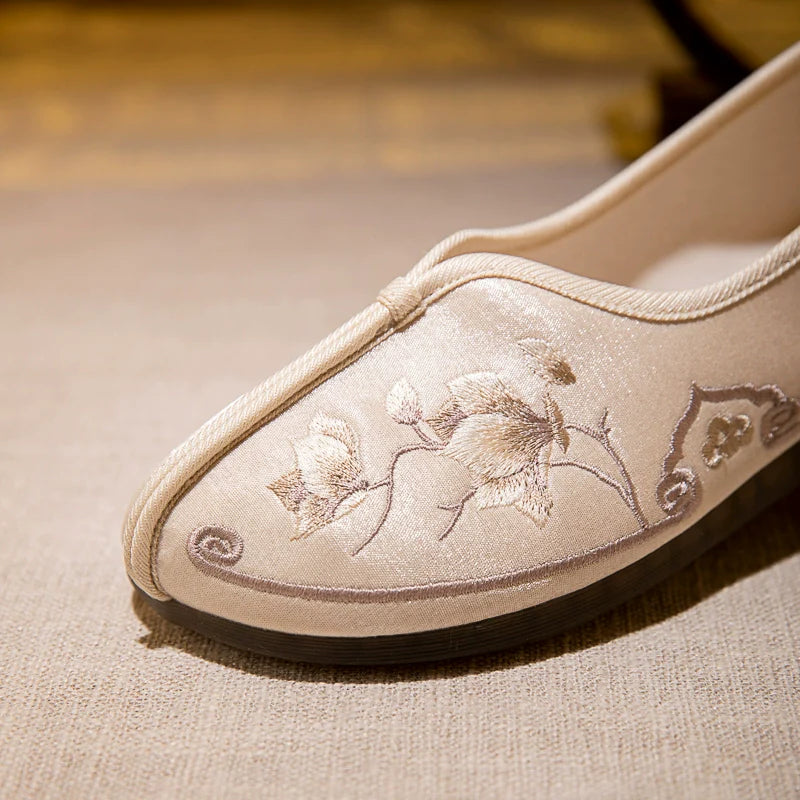 Mia - Embroidered Qipao Shoes