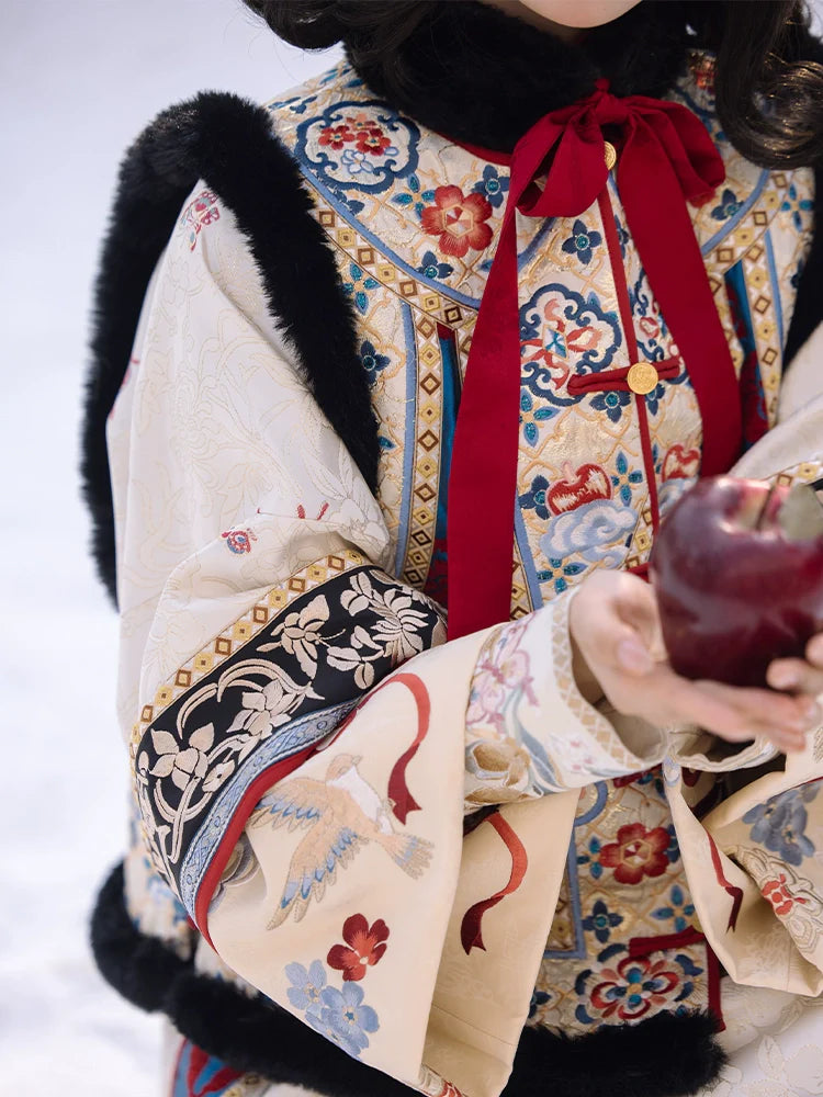 Imperial Princess Cheongsam, Snow White's New Year (Preorder)