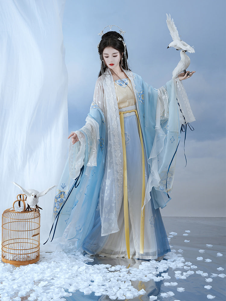 Qingshan Weaving Snow 晴山织雪 - Song Dynasty Style Qiyao Ruqun Hanfu