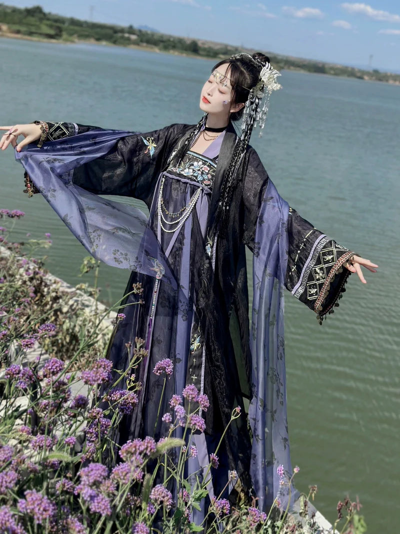 Butterfly Gu 蝶蛊 - Tang Dynasty Style Qixiong Ruqun