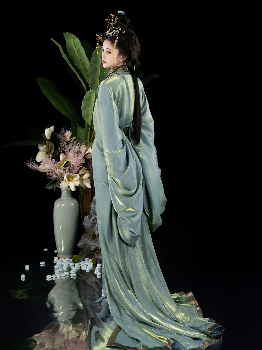 Li Ji - Warring States and Han Dynasty Straight Hem Robe