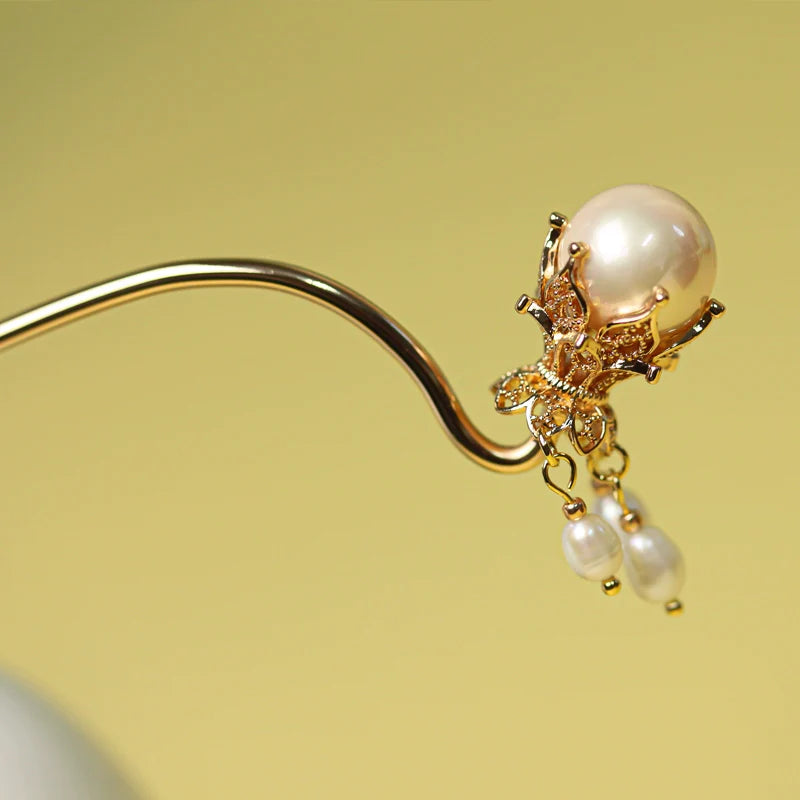 Freshwater Pearl Hair Pin: Margalit