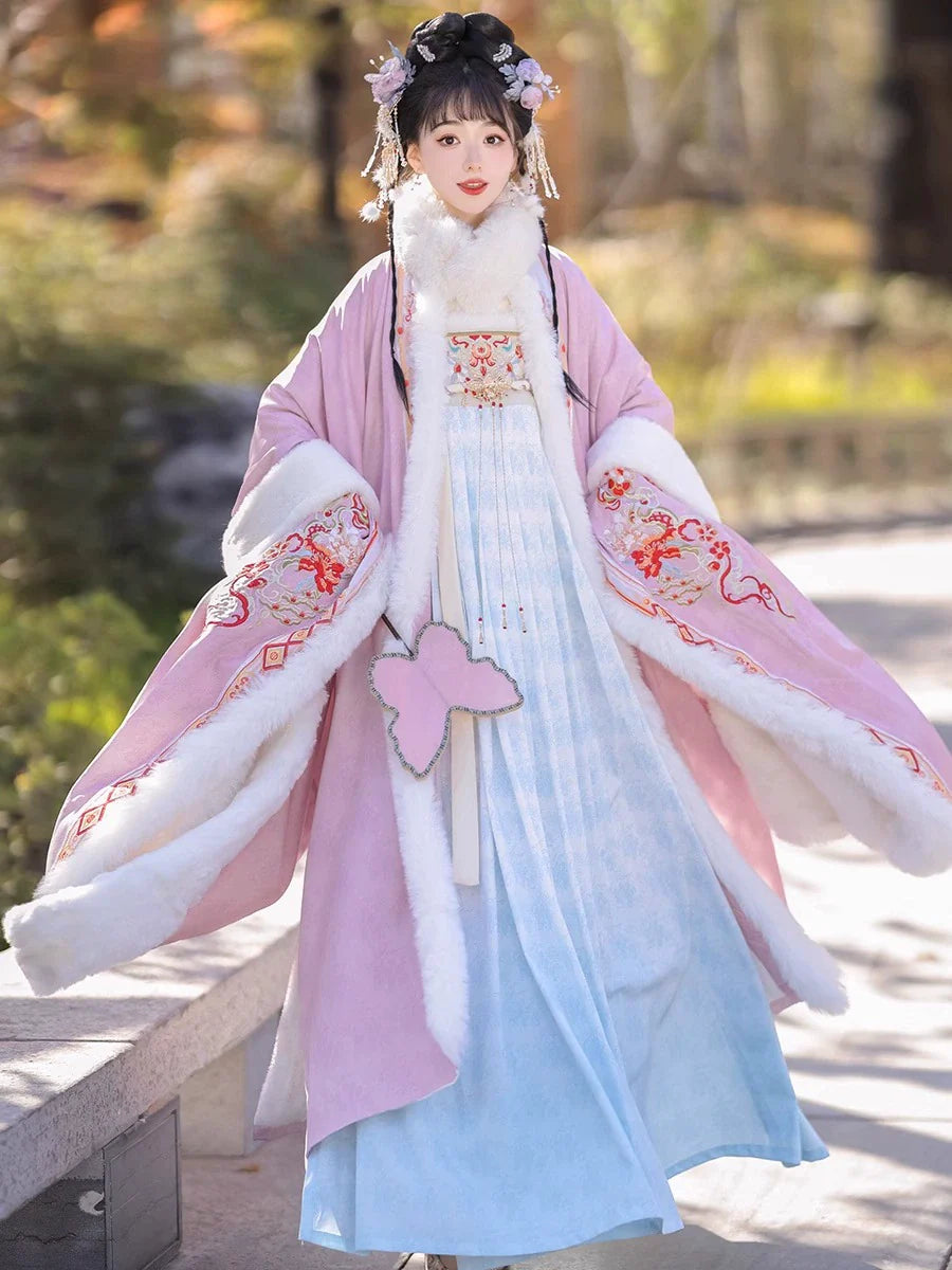Tang Jinci  唐锦词 - Tang Dynasty Style Qixiong Ruqun for Spring and Autumn