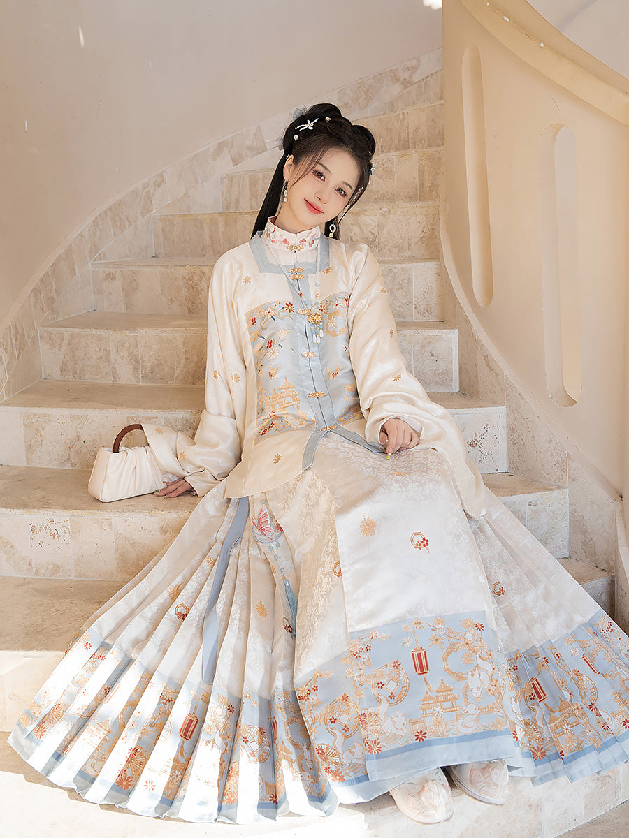 White Moon Pavilion 白月亭 - Pipa Sleeve Top & Mamianqun Ming Dynasty Hanfu Set