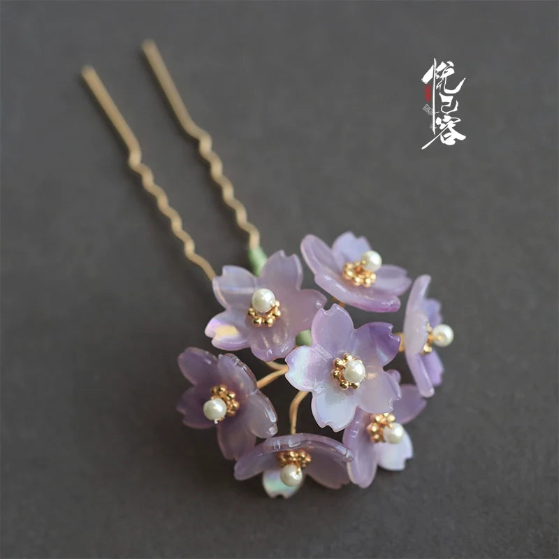 Hair Pin: Little Hydrangea