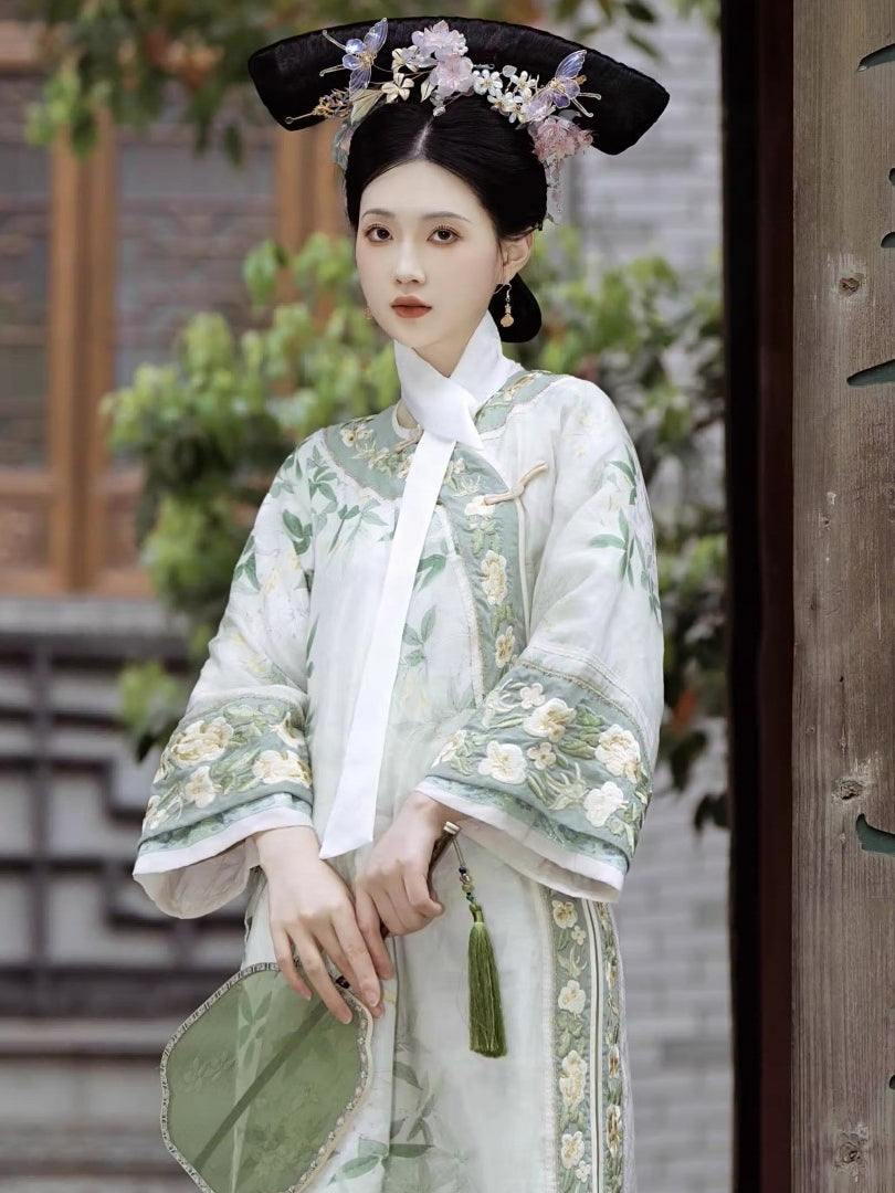 Princess 格格 - Qing Dynasty Manchu Traditional Costume