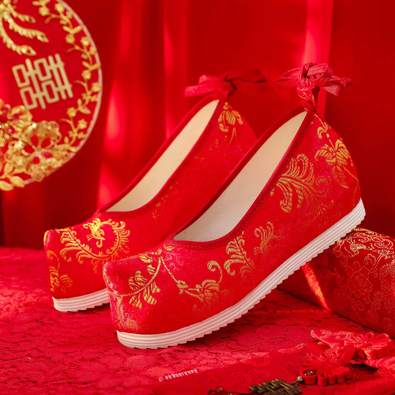 Kiera - Traditional Brocade Hanfu Bridal Shoes