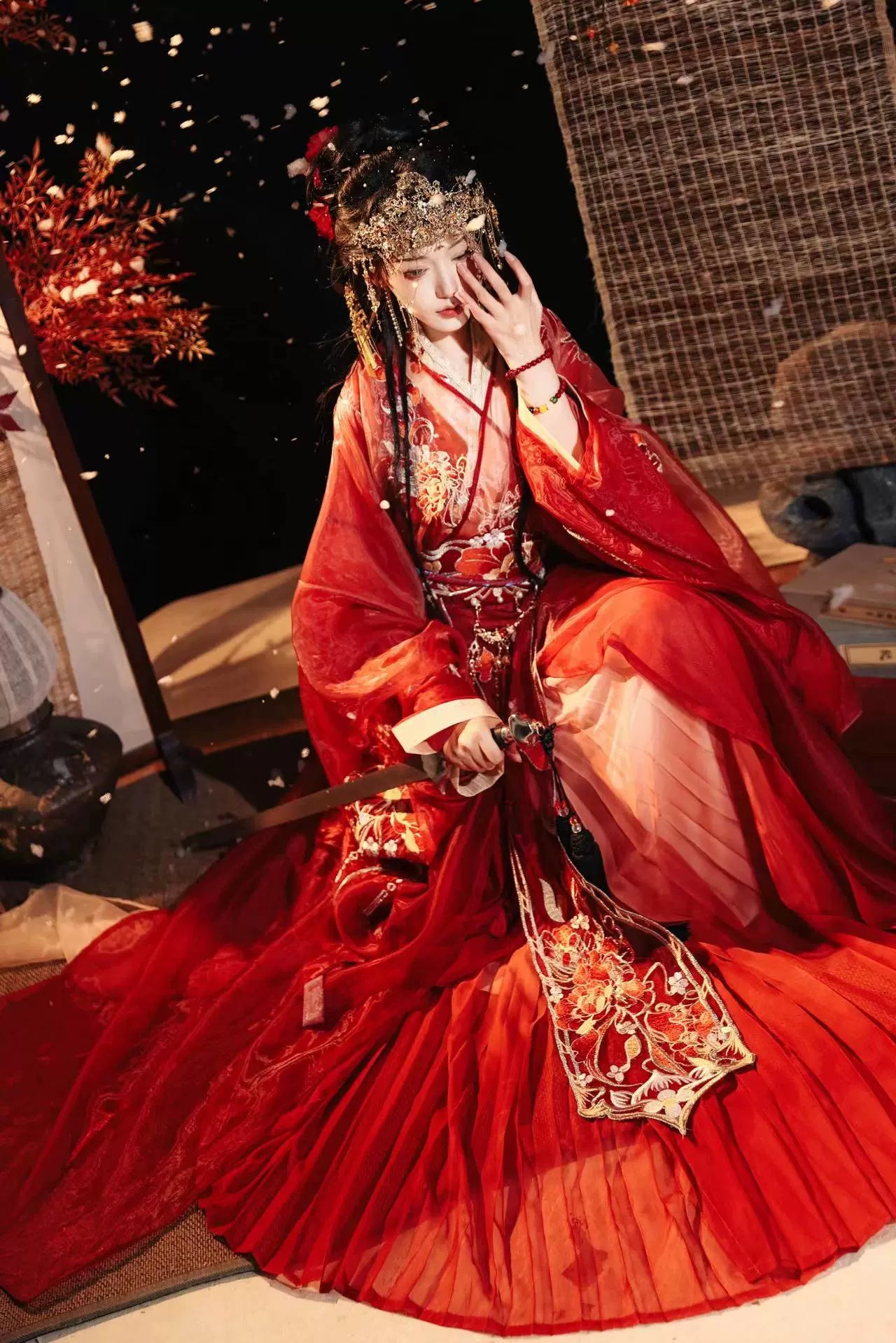 Lady Yu 虞姬 - Warring States and Han Dynasty Straight Hem Robe