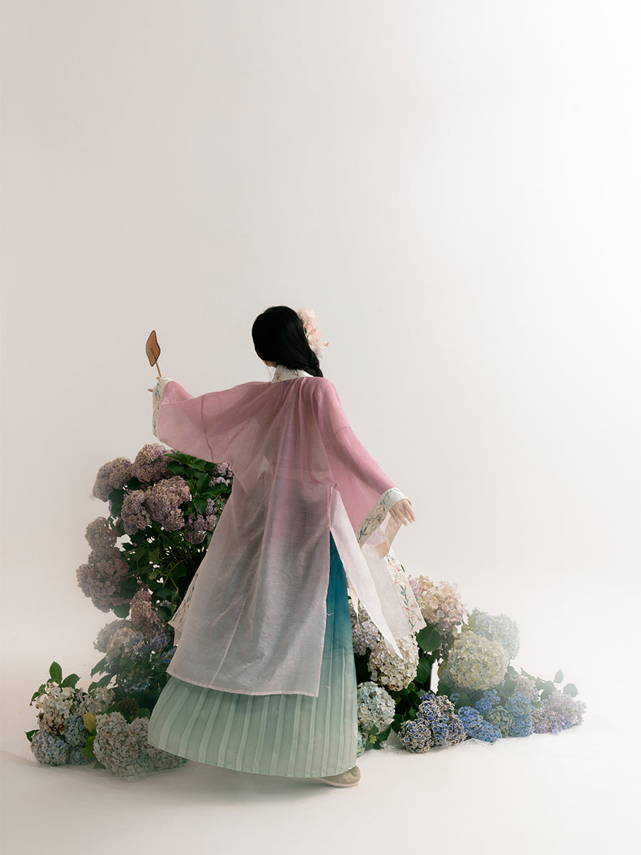 Lotus Pond - Song Dynasty Style Qiyao Ruqun Hanfu