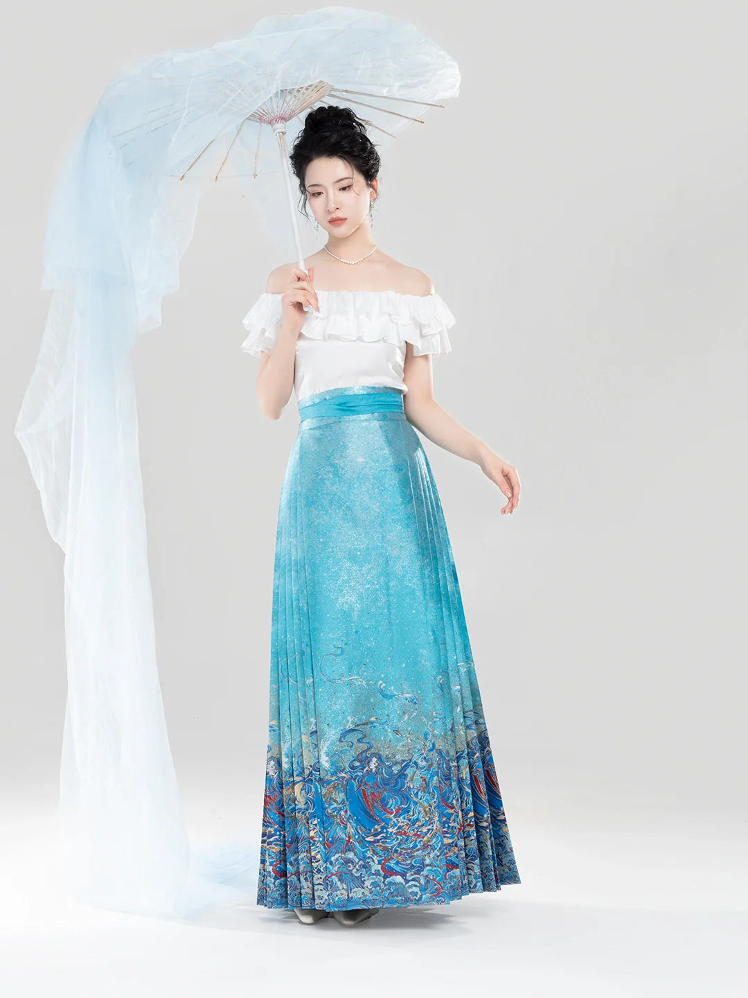 Five Elements Water 五行水 - Modern Ming Dynasty Lotus Blouse, Mamianqun Hanfu Outfit (Preorder)