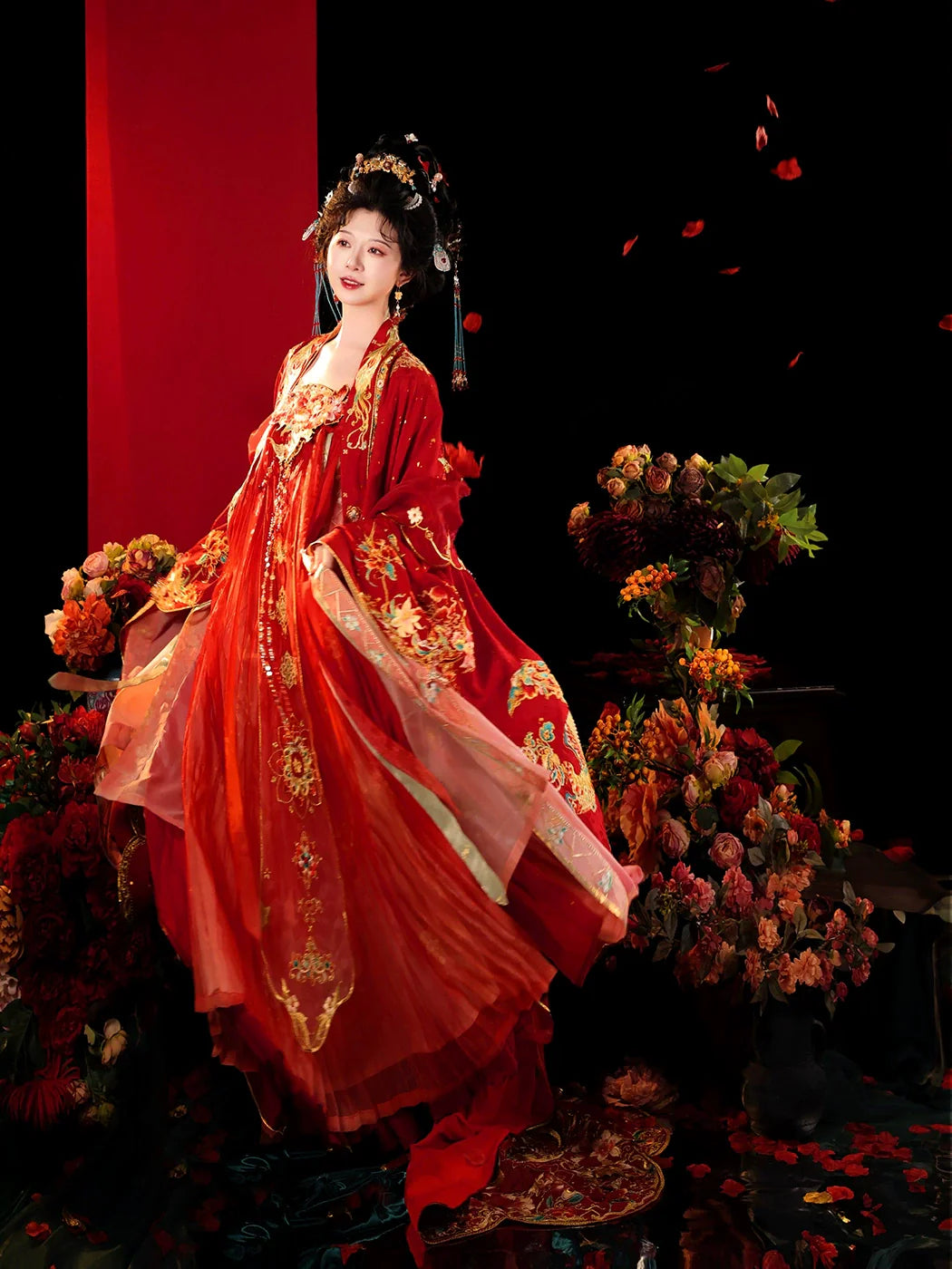 The Tang Dynasty Wedding, Bridal Gown, Song of Peace 太平笙歌 (Preorder)