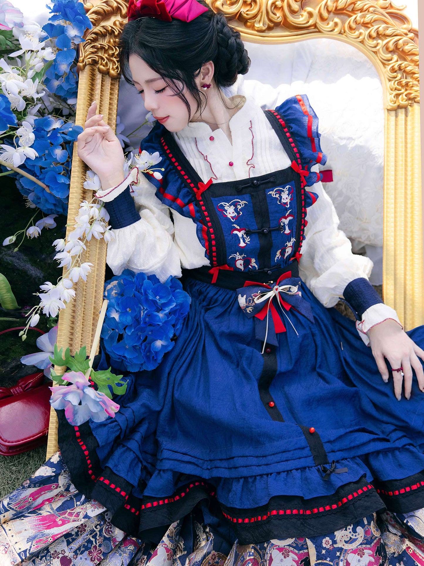 Snow White's Apple 苹果酥 - Ming Dynasty Modern Hanfu and Mamianqun (Preorder)