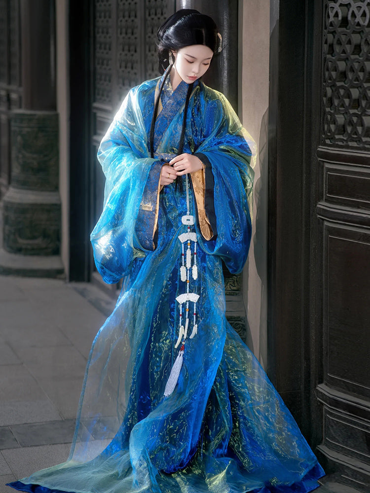 Shimmering Nights - Warring States and Han Dynasty Straight Hem Robe