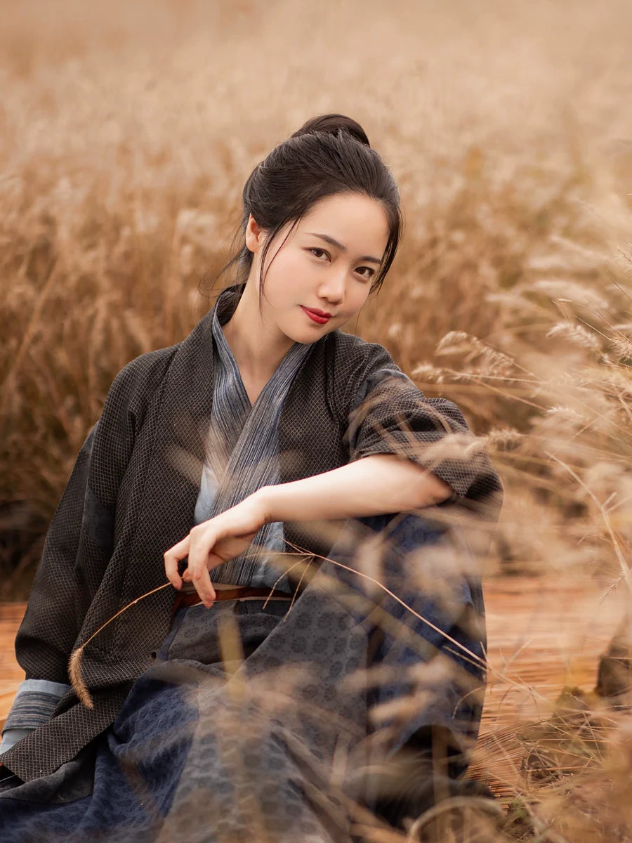 Xiaoxiao 潇潇 - Wei Jin Style Qiyao Ruqun