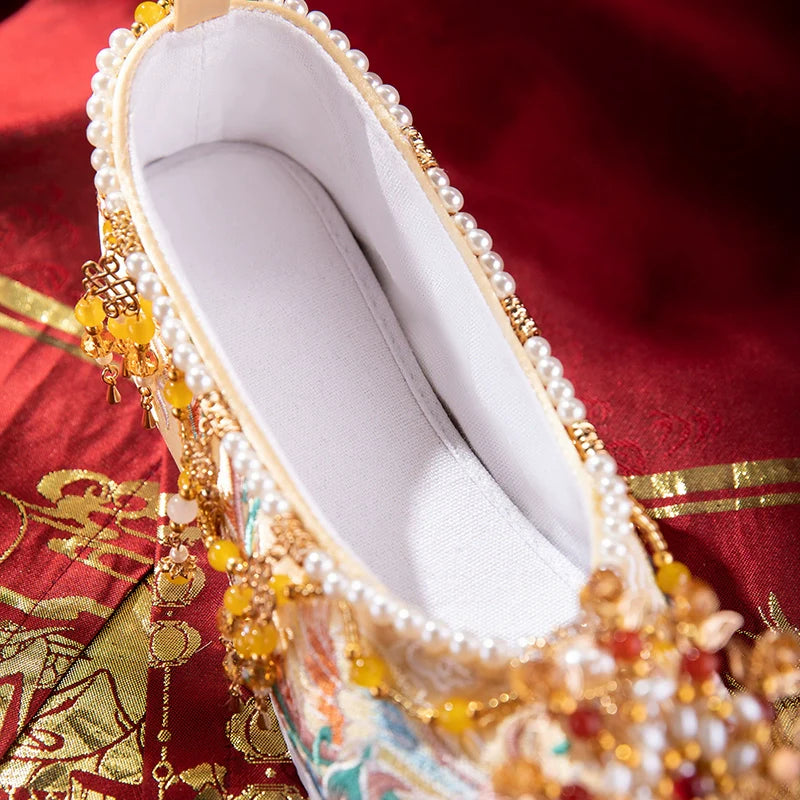 Heavenly Empress - Embroidered Hanfu Bridal Shoes