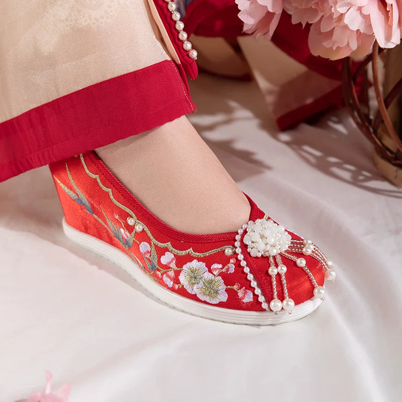 Eva - Embroidered Chinese Hanfu Shoes