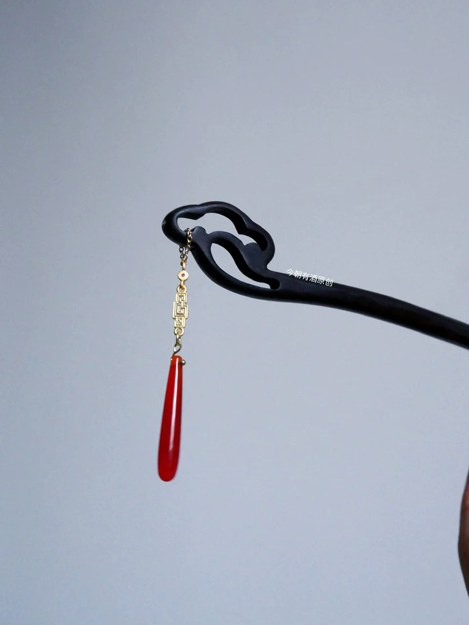 Ebony Hair Stick: Zhuyin