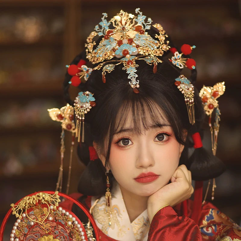 Chinese Wedding Hair Accessories: Colors and Phoenixes