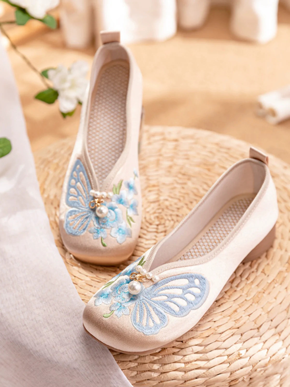 Lydia - Embroidered Qipao Shoes