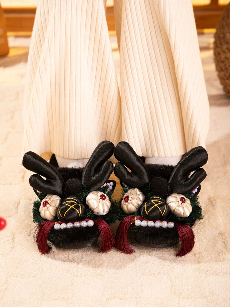 Hailey - Traditional Chinese Lion Furry Shoes