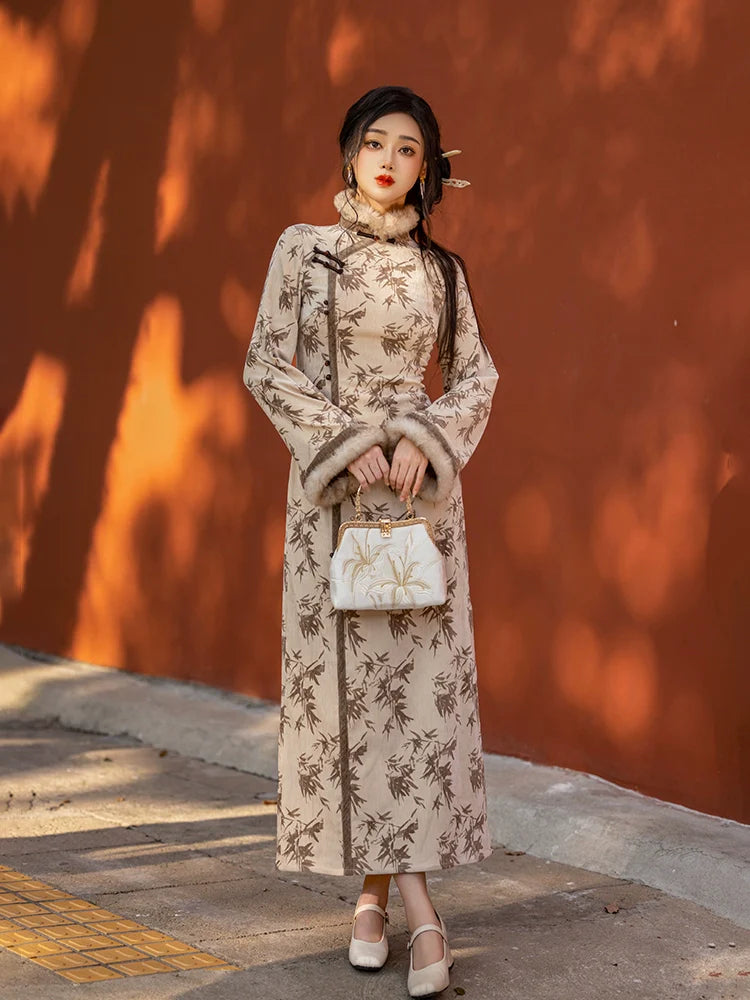 New Chinese Style Modern Cheongsam, Zhaojun 昭君 (Preorder)
